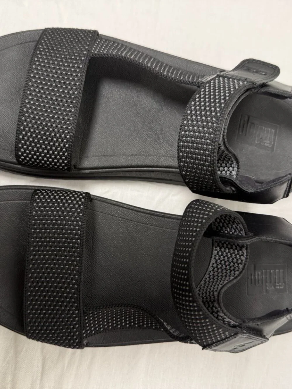 Fitflop Black Sandals Surff Two-Tone Webbing Platform Sz 9